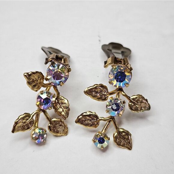 Vintage Austrian Crystal Aurora Borealis Floral Sprig Rhinestone Clip On Earring - Picture 7 of 8